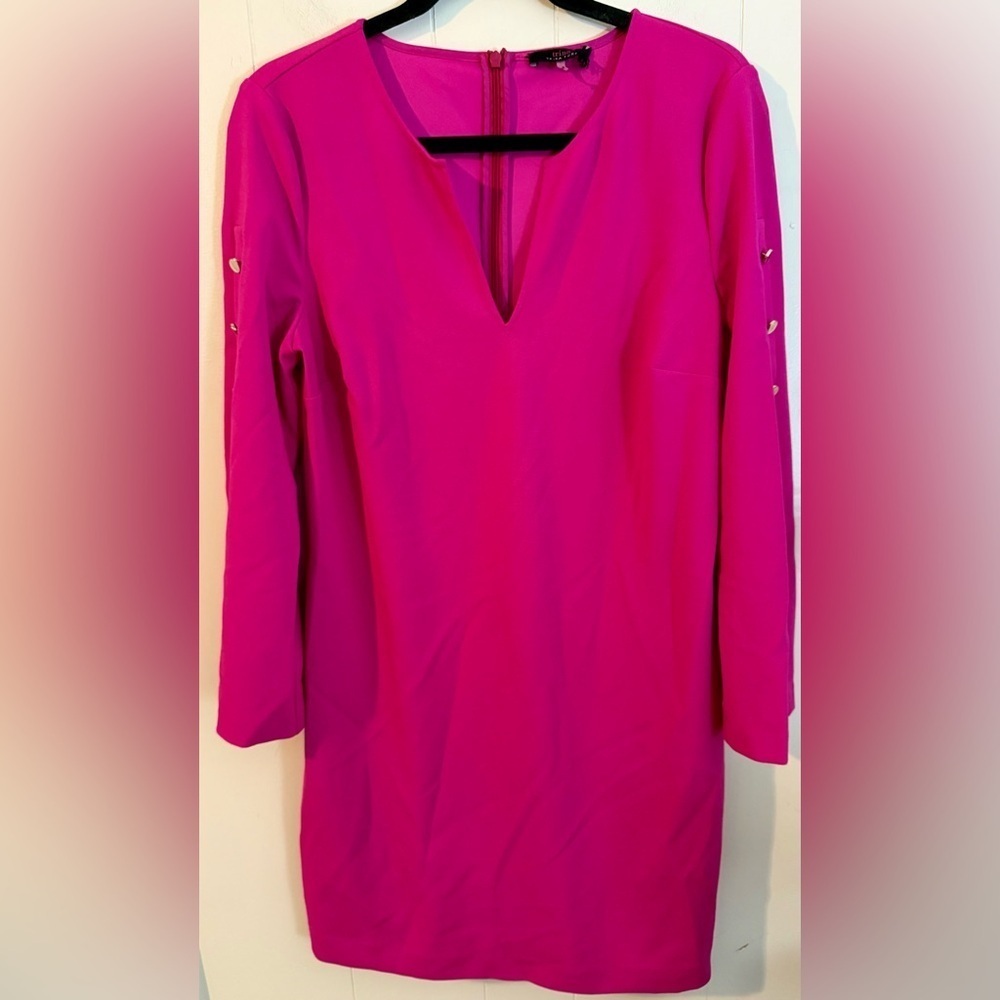 Trina Turk Hot Barbie Pink Long Statement Sleeve Split Neck Shift Dress 8 - Picture 2 of 11